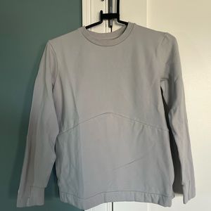 Mahabis athleisure wear top with pouch